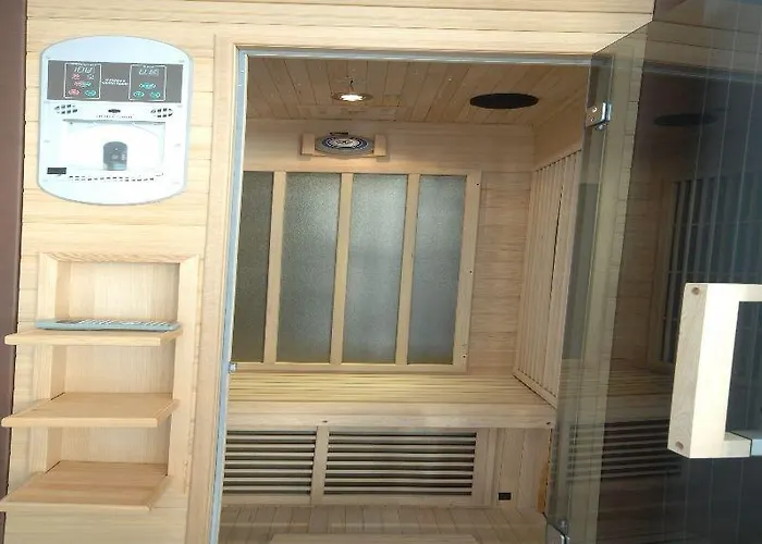 Appart hôtel Vacancéole - Les Demeures Torrellanes - Saint-cyprien