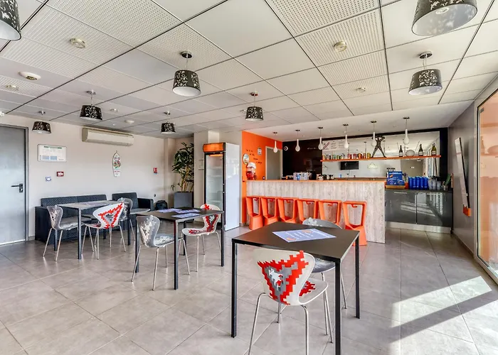 Vacancéole - Les Demeures Torrellanes - Saint-cyprien Appart hôtel 3*