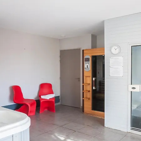 アパートホテル Vacanceole - Les Demeures Torrellanes - Saint-cyprien 3*
