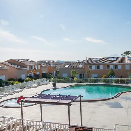 アパートホテル Vacanceole - Les Demeures Torrellanes - Saint-cyprien