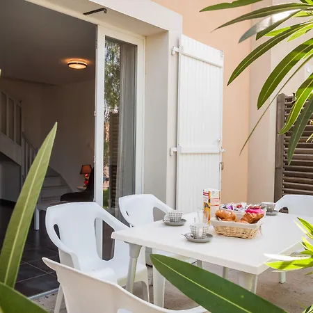 Vacanceole - Les Demeures Torrellanes - Saint-cyprien 3* 圣西普里安