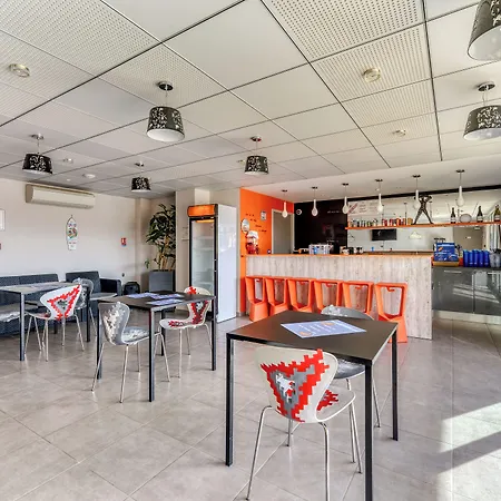 Hotel apartamentowy Vacanceole - Les Demeures Torrellanes - Saint-cyprien Saint-Cyprien (Pyrenees-Orientales)