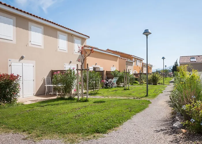 Ξενοδοχείο με διαμερίσματα Vacanceole - Les Demeures Torrellanes - Saint-cyprien 3*