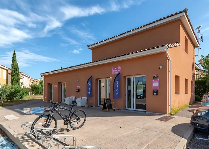 Vacanceole - Les Demeures Torrellanes - Saint-cyprien Apart Otel 3*